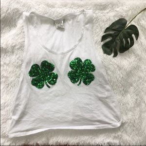 St. Patty’s day ☘️ clover crop tank top